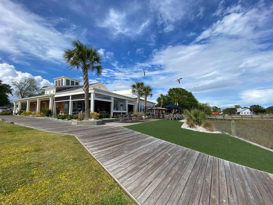 Booking Fast! Golf, Beach, And Relaxation! A Great Place For All! Calabash Exterior photo